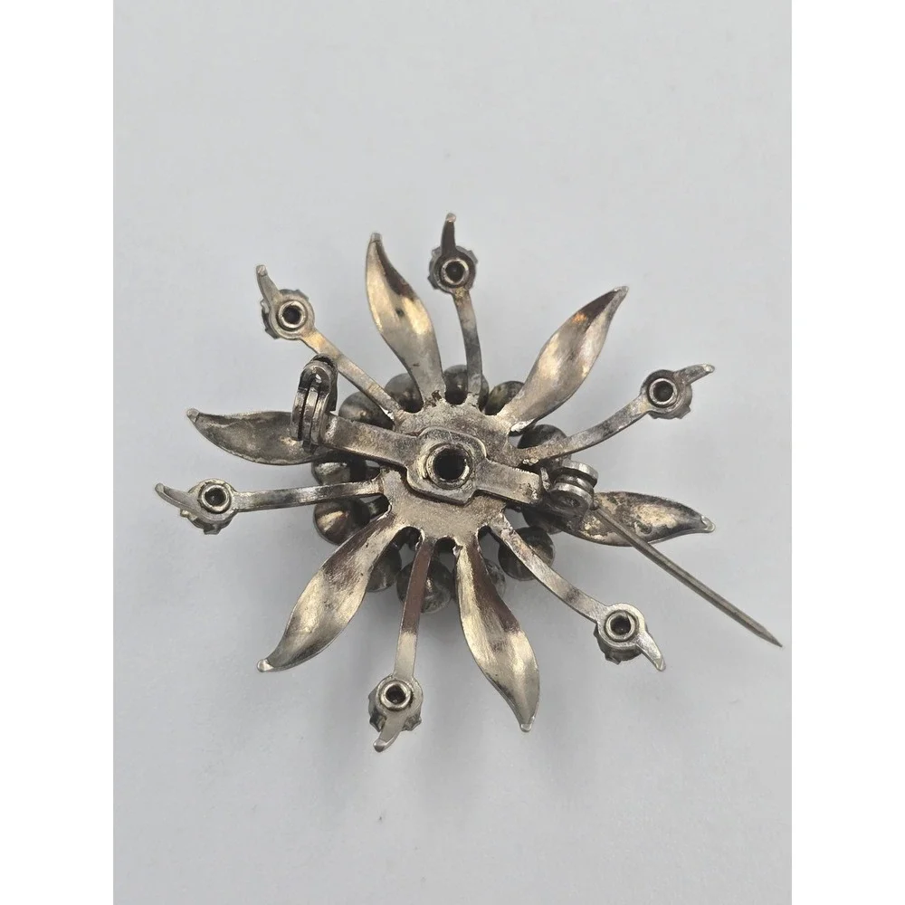 Vintage Starburst Clear Rhinestone Brooch Pin Silver‎ Tone Floral Antique
